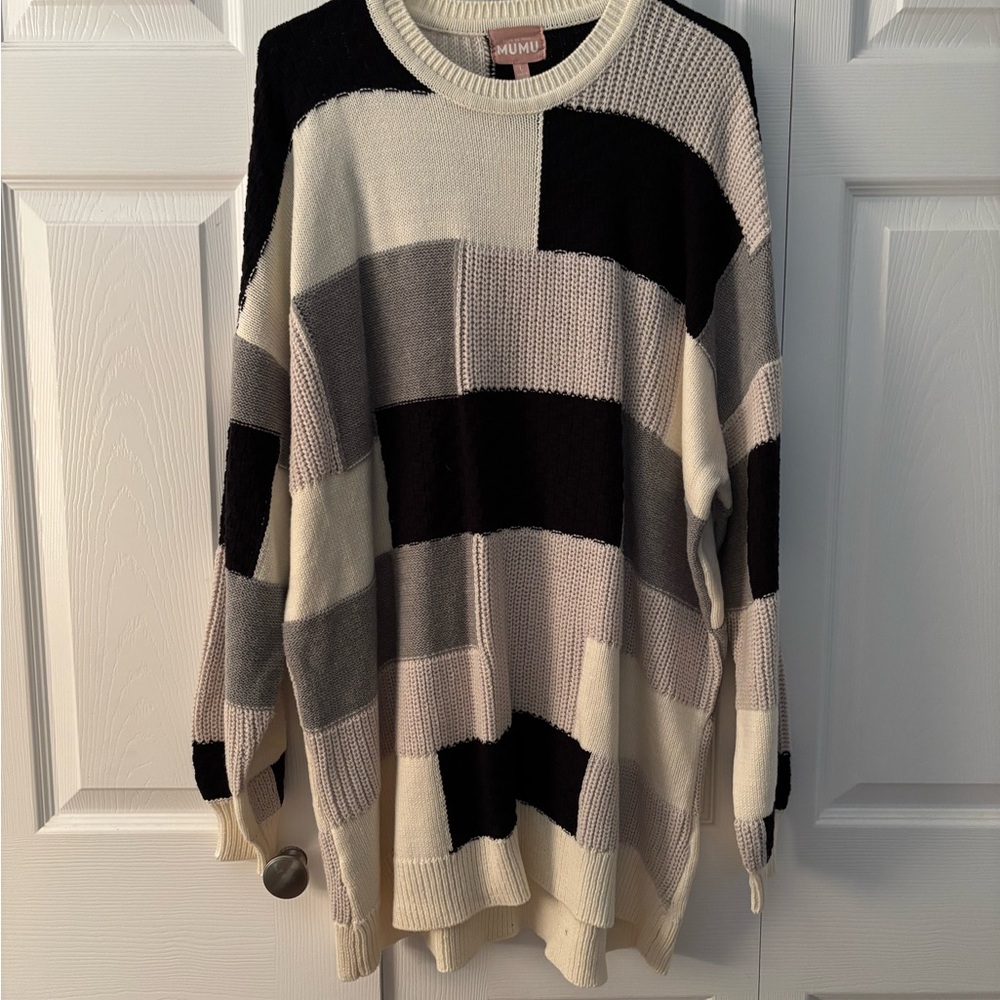 Show Me Your MuMu Black and Gray Crew Neck Sweater